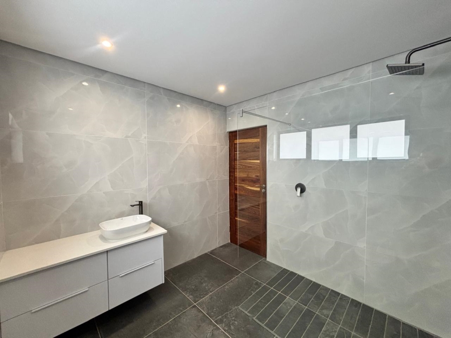 4 Bedroom Property for Sale in Grimbeeck Park North West